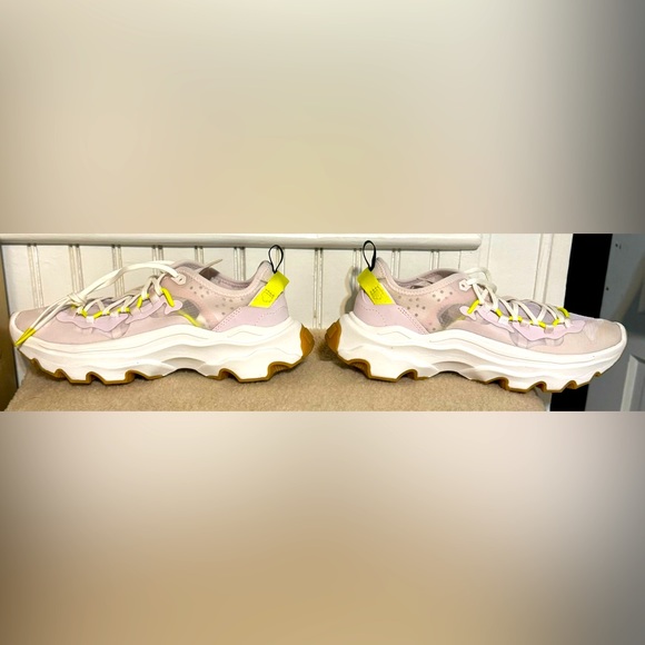 SOREL Sneakers 8.5 - Picture 7 of 13